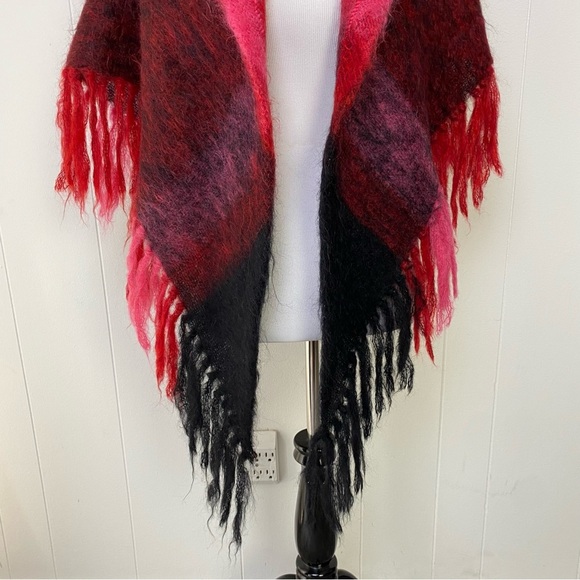 VTG Royal Scot Mohair & Wool Wrap Cape Shawl Red Pink Black Fringe England - Picture 3 of 13